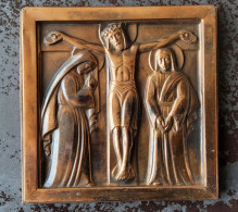 Jezus Aan Het Kruis In Messing - Religiöse Kunst