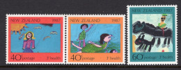 New Zealand 1987 Health - Children's Paintings Set HM (SG 1433-1435) - Ongebruikt