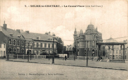 N°105024 -cpa Solre Le Château -la Grand'place- - Solre Le Chateau