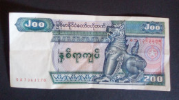 Myanmar, Used, 200 Kyats, - Myanmar
