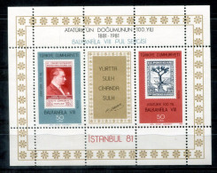 TÜRKEI - Block 20, Bl.20 Mnh - Kemal Atatürk, Marke Auf Marke, Stamp On Stamp, Timbre Sur Timbre - TÜRKIYE / TURQUIE - Blocchi & Foglietti