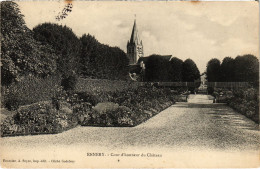 CPA Ennery Cour D'honneur Du Chateau (1318156) - Ennery