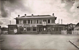 95 - BEAUCHAMP - S17683 - La Gare - CPSM 14x9 Cm - Beauchamp