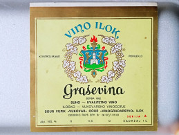 1982 YUGOSLAVIA CROATIA ILOK DRY WINE BOTTLE VINTAGE LABEL STICKER Wein FLASCHEN Weinetikett Etiquette Welschriesling - Collections, Lots & Séries