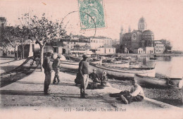 Saint Raphael - Un Coin Du Port - Les Pecheurs - CPA °J - Saint-Raphaël