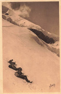 Massif Du Mont Blanc Glacier Des Bossons Au-dessus Des Grands Mulets Alpinistes Cordées Piolet - Alpinismo