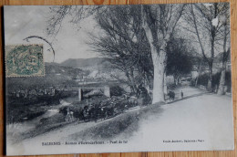 83 : Salernes - Avenue D'Entrecasteaux - Pont De Fer - Animée : Petite Animation - Troupeau De Chèvres - (n°26404) - Salernes