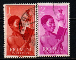 RIO MUNI - 1960 - Boy Reading And Missionary - USATI - Rio Muni