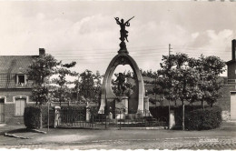 C4440 ORCHIES Monument Aux Morts De La Guerre - Orchies