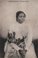 Madagascar - Femme Hova  - Mesageries Maritimes - Carte Postale Ancienne - Madagascar