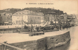 Honfleur * La Mairie Et Vue Des Quais * Bateaux - Honfleur