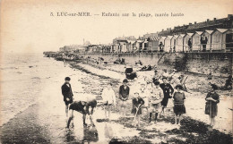 Luc Sur Mer * Enfants Sur La Plage , à Marée Haute * Cabines De Bain - Luc Sur Mer