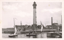 Ouistreham * Riva Bella * L'écluse Et Le Phare * Lighthouse - Riva Bella