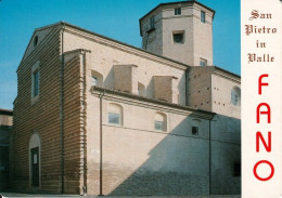 1 AK Italien * Die Kirche Des Heiligen Peter Aus Dem Tale In Der Stadt Fano * - Fano