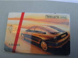 FRANCE/FRANKRIJK   CHIPCARD / PRIVE/ TELECARTE CINQ/ LAGUNA/RENAULT /CAR/   MINT IN WRAPPER     WITH CHIP     ** 13634** - Per Cellulari (telefonini/schede SIM)