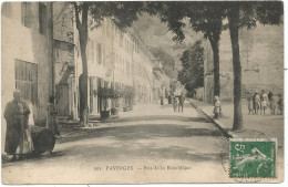 FAVERGES HAUTE SAVOIE RUE DE LA REPUBLIQUE - Faverges