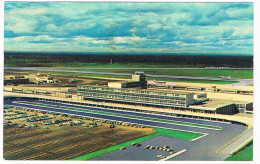 VV-696  MONTREAL International Airport - Aérodromes
