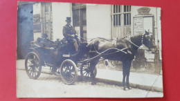 Carte Photo Paris III Iéme  Tres Bel Attelage De Cheval , Taximetre , Devant Le 4 Rue Saintonge - Paris (03)