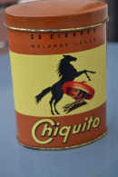 Boite Ancienne De Cigarillos CHIQUITO - Zigarrenetuis