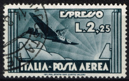 ITALY 1933 FRANCOBOLLO ESPRESSO AEREO DA L. 2,25 USATO PER POSTA - Marcophilie (Avions)