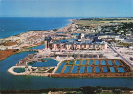 Courseulles Sur Mer * Vue D'ensemble Et Perspective Vers La Côte - Courseulles-sur-Mer