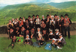 Salers * Le Groupe Folklorique La Sangranière * Folklore Fanfare Coiffe - Andere & Zonder Classificatie