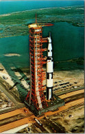 NASA Apollo Saturn V 500 F Vehicle Aerial View Kennedy Space Center - Espace