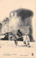 50-AVRANCHES- LE DONJON - VOIR VOITURE A BOUC - Avranches