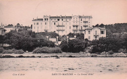 Sainte Maxime - Le Grand Hotel - CPA °J - Sainte-Maxime