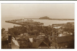 Real Photo Postcard, Guernsey, St. Peter Port, Houses, Seaview, Landscape. - Guernsey
