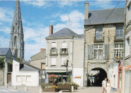 Châteaubriant * Une Vue Du Bourg * Place Ruelle - Châteaubriant