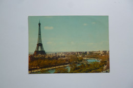 PARIS  -  Tour Eiffel  -  Bords De Seine - Tour Eiffel