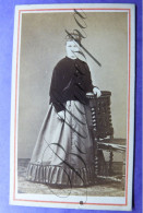C.D.V. -Photo-Carte De Visite Studio  Onbekend Femme Vrouw Mode Coiffure - Oud (voor 1900)