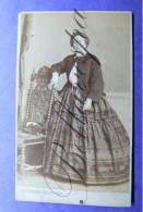 C.D.V. -Photo-Carte De Visite Studio Verbeke Schodts Leuven  Virgini(a) Cure ?  21 Mei 1865 - Oud (voor 1900)