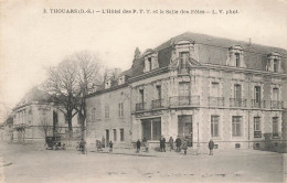 Thouars * Place * L'hôtel Des PTT Et La Salle Des Fêtes - Thouars