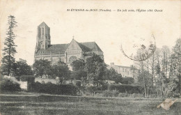 St étienne Du Bois * Un Joli Coin , L'église Côté Ouest - Autres & Non Classés