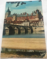 45 Gien 1976 Pont XV Sur La Loire Chateau Eglise St Jeanne D Arc Maisons -ed Valoire H.4226 - Gien