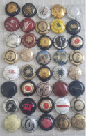 40 CAPSULES DE CHAMPAGNE - Collections & Sets