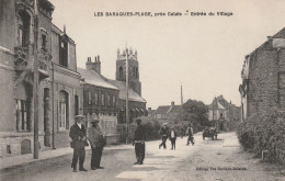 Sangatte (62 - Pas De Calais) Les Barraques - Plage  . Entrée Du Village - Sangatte