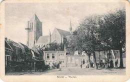 Tholen Markt Met Muziektent En Kerk M6609 - Tholen