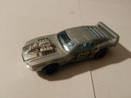 Hotwheels  Rivited  2004    ***  A017  *** - HotWheels