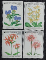 BD)1992. KOREA, PLANTS, CAMELLIA, YELLOW SHRIMP ORCHID, LYCHNIS WILFORDII, LYCORIS RADIATA, MNH - Korea, North