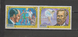 P.A. N° 139 & 140 = 2 TIMBRES COMORES NEUFS** DE 1978     Cote : 12 € - Comores (1975-...)