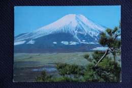 JAPON : Mont FUJI Viewed From The Lake YAMANAKA - Altri & Non Classificati