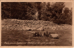 S.  SÃO TOMÉ - Roça Santa Catharina - Moleques Tomando Um Banho - Sao Tomé E Principe