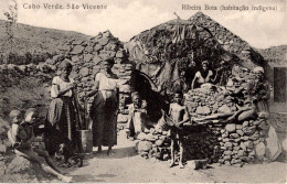 CABO VERDE - SÃO VICENTE - Ribeira Bota (habitação) - Capo Verde