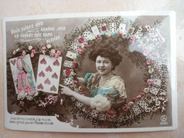 CPA CARTES à Jouer Cartomancie Dame Et Huit De Coeur - Cartes à Jouer