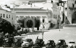 REAL PHOTO POSTCARD ELVAS PORTALEGRE ALENTEJO PORTUGAL CARTE POSTALE CARS VOITURES TAXI CHEVROLET OPEL VW BEETLE MORRIS - Portalegre