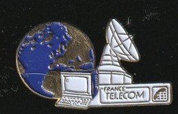 76492-Pin's.France Telecom.Orange.Satellite.signé Pin's Limited France. - Telecom De Francia