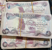 1980 Release 300 Fine Condition Banknotes 3 Bundles X 300 Iraq 5 Dinar Issue - Iraq